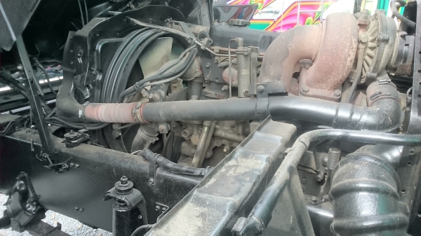 ชายรถบรรทุก ISUZU DECA-270