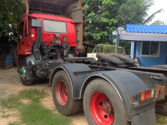 ขายรถ10ล้อหัวลาก  isuzuเด้กก้า320