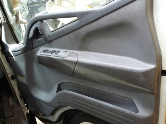 ขายหัวเก๋ง มิตซูบิชิ แคนเตอร์ รุ่นใหม่ หัวแคบ