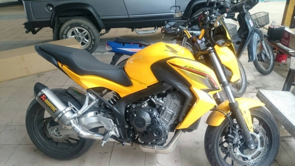 ขาย CB650F สีเหลือง ปี2015