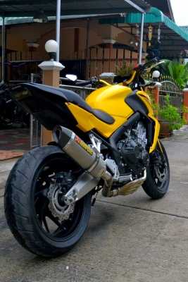 ขาย CB650F สีเหลือง ปี2015
