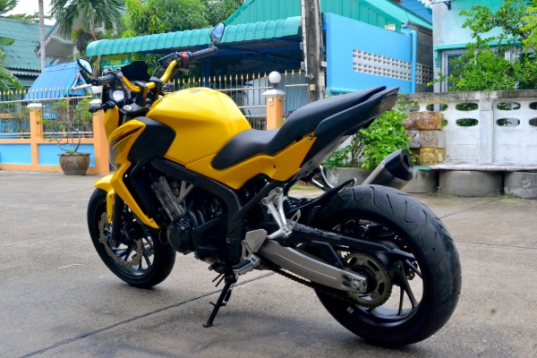 ขาย CB650F สีเหลือง ปี2015