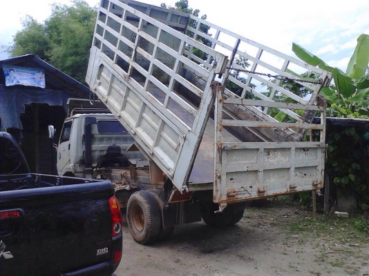 ขายรถบรรทุกหกล้อดัมพ์ Hino KM777 เครื่อง Wo4D-117 แรง กระบัดัม์ยาว 4 เมตร กว้าง 2.10 เมตร ทะเบียนพร้อม