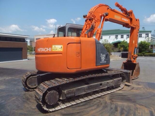 มาใหม่จ้า  HITACHI  ZX135 UR  ปี 2002   เก่าญี่ปุ่น  สภาพสวยมากๆๆ   ราคากันเองสนใจโทร  089-7462641  สุวรรณีจ้า