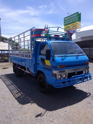 ขายหกล้อTLเครื่อง4BC2ฝาดำ100แรงเครื่องแน่น คัสซีสวยไม่ปะดาม ยางดี หัวเก๋งสวยโคลนโซนครบระบบไฟเตือนวัดความเร็วใช้ได้ครบ พร้อมคอกเหล็กแน่นหนาเปิดข้างได้ ทะเบียนพร้อมโอน กระบะยาว4.30เมตร กว้าง1.95เมตร