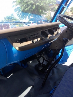 ขายหกล้อTLเครื่อง4BC2ฝาดำ100แรงเครื่องแน่น คัสซีสวยไม่ปะดาม ยางดี หัวเก๋งสวยโคลนโซนครบระบบไฟเตือนวัดความเร็วใช้ได้ครบ พร้อมคอกเหล็กแน่นหนาเปิดข้างได้ ทะเบียนพร้อมโอน กระบะยาว4.30เมตร กว้าง1.95เมตร