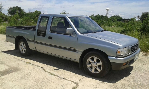 Isuzu SLX หน้าหนูแท้ กระจกไฟฟ้า พวงมาลัยพาวเวอร์โรงงาน เครื่องดี สีสวย พร้อมขับไกล ราคาไม่แพง