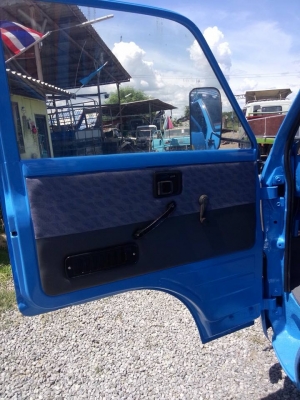 ขายหกล้อTLเครื่อง4BC2ฝาดำ100แรงเครื่องแน่น คัสซีสวยไม่ปะดาม ยางดี หัวเก๋งสวยโคลนโซนครบระบบไฟเตือนวัดความเร็วใช้ได้ครบ พร้อมคอกเหล็กแน่นหนาเปิดข้างได้ ทะเบียนพร้อมโอน กระบะยาว4.30เมตร กว้าง1.95เมตร