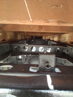 ขายหกล้อTLเครื่อง4BC2ฝาดำ100แรงเครื่องแน่น คัสซีสวยไม่ปะดาม ยางดี หัวเก๋งสวยโคลนโซนครบระบบไฟเตือนวัดความเร็วใช้ได้ครบ พร้อมคอกเหล็กแน่นหนาเปิดข้างได้ ทะเบียนพร้อมโอน กระบะยาว4.30เมตร กว้าง1.95เมตร