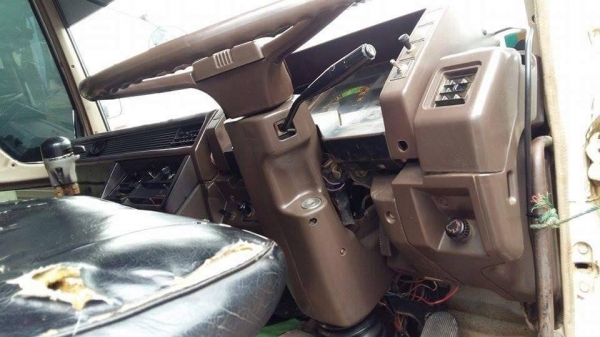 ขายดั้ม2เพลา เบรกใหญ่ เครื่อง195แรง พ.เพาเวอร์ เบรกทิฟฟี่ ภายในสวย แอร์เย็น โลฮาย10สปีด สภาพพร้อมใช้งาน เอกสารพร้อมโอน สนใจโทร 090-8588220คุณนะ 093-3258446คุณบิว หรือเข้าดูสินค้าอื่นๆได้ที่ www.truck.in.th/498 หรือเพจFacebook ณรงค์ ซื้อขายรถมือสอง (เว็บไซ