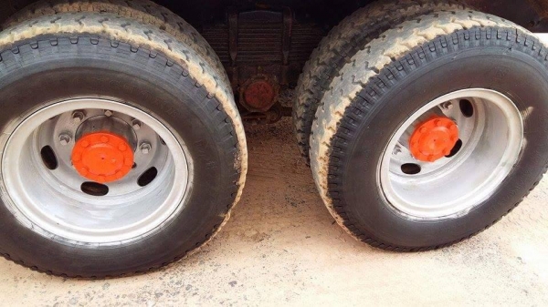 ขายดั้ม2เพลา เบรกใหญ่ เครื่อง195แรง พ.เพาเวอร์ เบรกทิฟฟี่ ภายในสวย แอร์เย็น โลฮาย10สปีด สภาพพร้อมใช้งาน เอกสารพร้อมโอน สนใจโทร 090-8588220คุณนะ 093-3258446คุณบิว หรือเข้าดูสินค้าอื่นๆได้ที่ www.truck.in.th/498 หรือเพจFacebook ณรงค์ ซื้อขายรถมือสอง (เว็บไซ