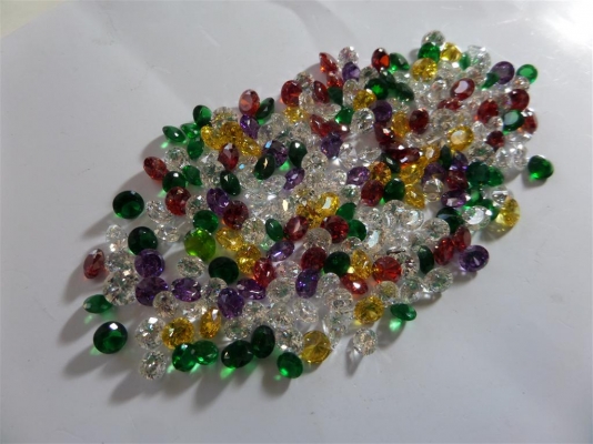 พลอยรัสเซียสี 200 เม็ด