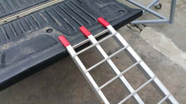 บันไดขึ้น มอเตอร์ไซค์ Bigbike ATV อลูมิเนียมพับได้ ราคารวมค่าจัดส่งแล้วคร้บ ฟรี