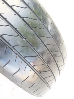 ขายยาง215/55/17 ปี 12 DUNLOP 4 เส้น ขายยาง215/55/17 ปี 12 DUNLOP 4 เส้น