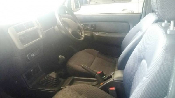 Strada 2.8  ปี 05  *** ออกรถใช้เงิน 3000 บาท ***