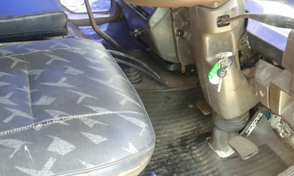 ขายMitsubishi 12ล้อ ดั้มคอกเกษตร