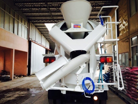 รับต่อรถโม่ปูน 4 คิว