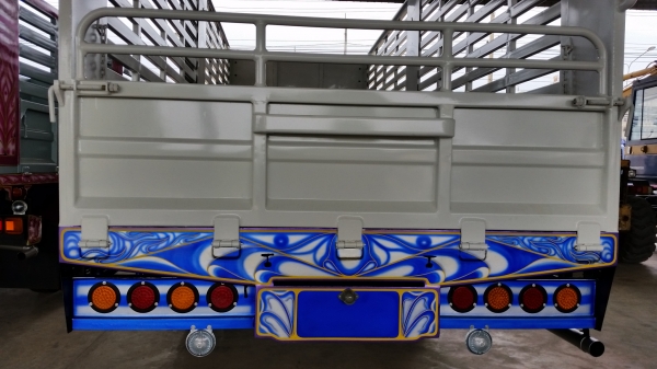 ขายรถบรรทุก 6 ล้อ