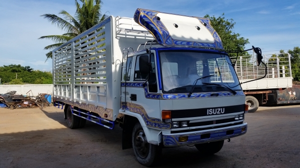 ขายรถบรรทุก 6 ล้อ