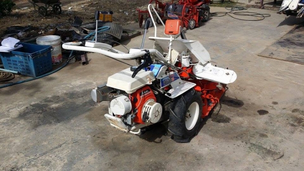 นำเข้าจากญี่ปุ่น รถเกี่ยวข้าวเดินตามแบบมัดข้าวในตัว KUBOTA  รุ่น RฺA30ZD เก่าญี่ปุ่น สภาพสวย