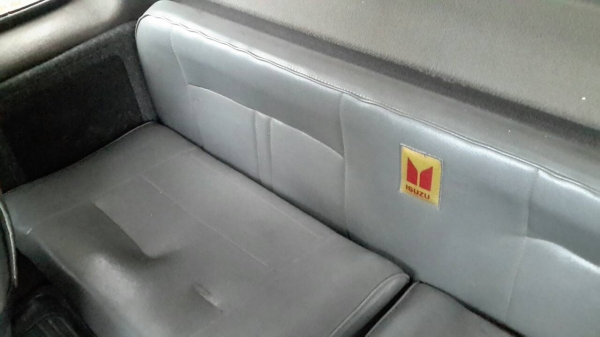 อีซูซุ90โฟร์วิน จดทะเบียนปี35 เครื่องดี แอร์เย็น ขายตามสภาพ