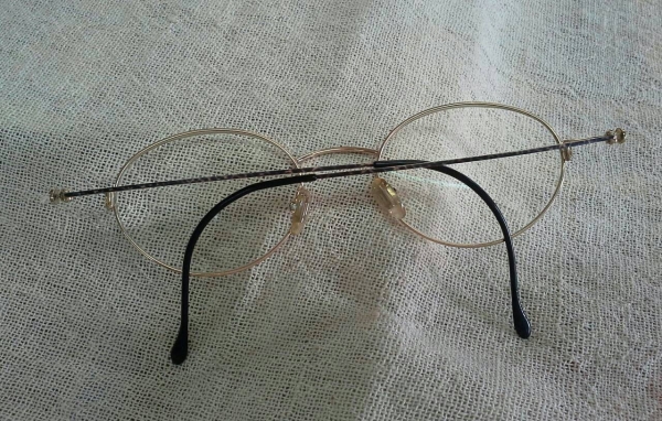 แว่นสายตาที่งดงามที่สุดในสามโลก BOURGEOIS made in France