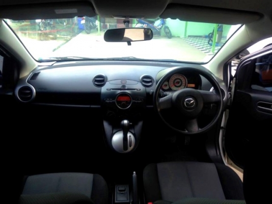 ขาย/แลก/เทิร์น Mazda2 5ประตู เกียร์ออโต้ 235,000!!! ขาย/แลก/เทิร์น Mazda2 5ประตู เกียร์ออโต้ 235,000!!!