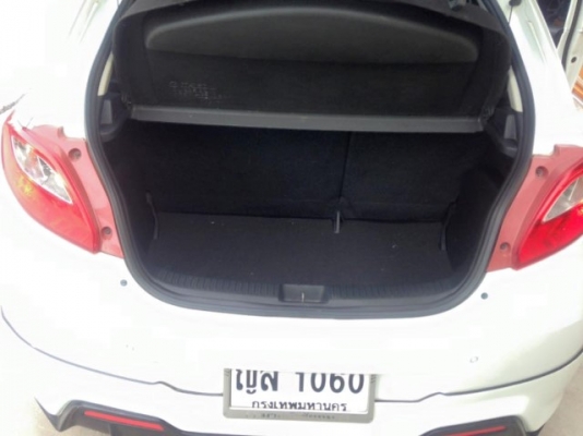 ขาย/แลก/เทิร์น Mazda2 5ประตู เกียร์ออโต้ 235,000!!! ขาย/แลก/เทิร์น Mazda2 5ประตู เกียร์ออโต้ 235,000!!!