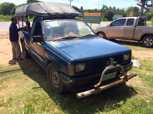 ขายครับ ไซโคน ปี33 เครื่องผ่าน. คัสชีสวย. ไม่ผุ. เอกสารพร้อม ภาสรเต็ม ยางดี ราคา47000 สนใจ0930693225 สารคาม