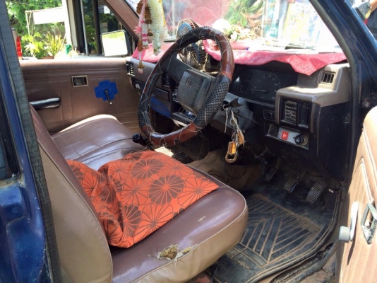 ขายครับ ไซโคน ปี33 เครื่องผ่าน. คัสชีสวย. ไม่ผุ. เอกสารพร้อม ภาสรเต็ม ยางดี ราคา47000 สนใจ0930693225 สารคาม