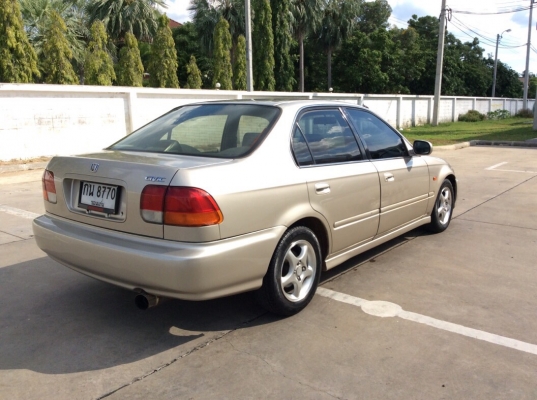 ขายซีวิคตาโต ปี96 เครื่องวีเทคใหญ่ D16Y เกียร์ธรรมดา เพาเวอร์ ไฟฟ้าทั้งคัน ภายในสวยเดิมๆ ตัวถังบางเดิมสีเงามีริ้วรอยบ้าง แม็กขอบ14" เครื่องสดวิ่งดีมาก ช่วงล่างโช๊คสตรัทปรับเกลียวสูงต่ำหนึบแน่น รถขับดีมาก ทดลองขับได้ครับ