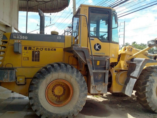 ขายครับ รถตักล้อยาง โคมัสสุ wa350-3เต็มทุกระบบ พร้อมใช้ ขายครับ รถตักล้อยาง โคมัสสุ wa350-3เต็มทุกระบบ พร้อมใช้