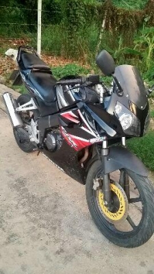 ขาย Honda CBR 150 เดิมๆ - เครื่องเดิมๆ ปกติ  ท่อไม่มีควันแน่นอน สตาร์ทมือ  สตาร์ทเท้าปกติ ลัอแม็กดำ - ชุดสีเดิมๆ ทะเบียนไม่ขาดต่อ ชุดโอนครับ - รถอยุ่ ถนนสรงประภา แขวงสีกัน  เขตดอนเมือง กรุงเทพฯ - จัดส่งได้คับ ตามใบเสร็จที่ส่งคับ - Tel. 0891123302 Line. pr