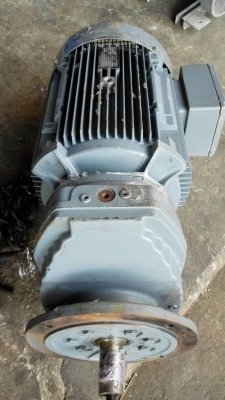 Sale>> มอเตอร์เกียร์หน้าแปลน SEW Eurodrive 20 HP. 380V. อัตราทด 1:2.76 ใหม่แกะลัง!! โทร 089-2499-123 นครปฐม