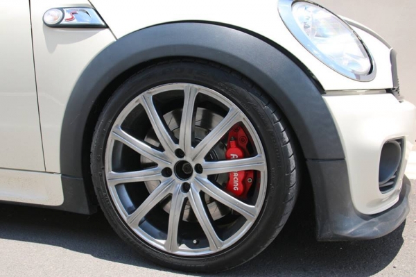 ขาย MINI COOPER S ชุดแต่ง JCW แท้ทั้งคันปี 2010 สีขาว