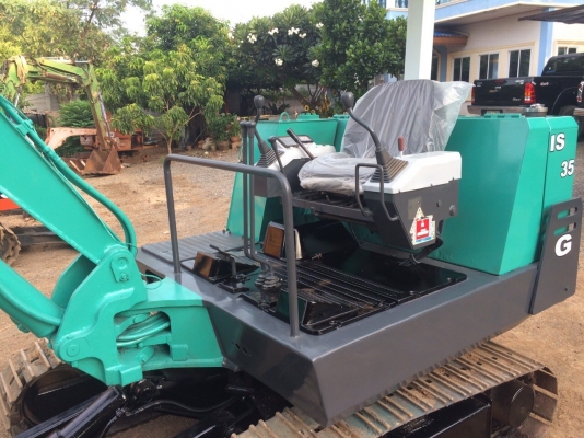 ขายรถขุดแบคโฮ SUMITOMO IS35G-2 รถเก่าญี่ปุ่นสภาพพร้อมใช้งาน มีเอกสารอินวอยและใบซื้อขายทางร้านออกให้ครบ