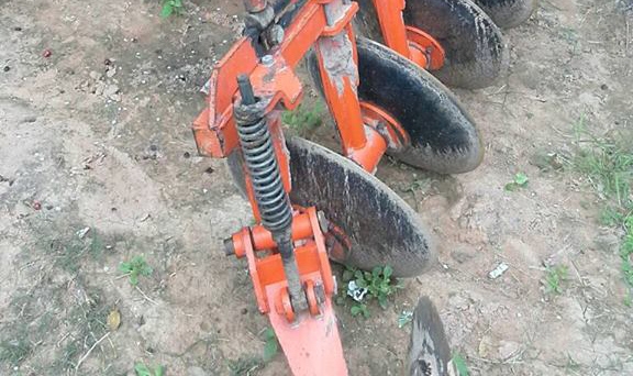 **99,000 บ.ต่อรอง/// รถไถนั่งขับ KRT140 Plus **ขาย KRT140 Plus รถไถนั่งขับ สภาพเดิมๆ พร้อมใช้งาน KUBOTA KRT140 Plus เครื่อง/เกียร์/ปั้ม เดิมๆ ช่วงล่างแน่น ใช้งาน 2,2xx ชั่วโมง เครื่องยนต์ดีเซล RT140 DI PLUS -ซุปเปอร์วาล์ว 14แรง ไดเร็กฯ แน่น แห้ง แรงดี ครั **99,000 บ.ต่อรอง/// รถไถนั่งขับ KRT140 Plus **ขาย KRT140 Plus รถไถนั่งขับ สภาพเดิมๆ พร้อมใช้งาน KUBOTA KRT140 Plus เครื่อง/เกียร์/ปั้ม เดิมๆ ช่วงล่างแน่น ใช้งาน 2,2xx ชั่วโมง เครื่องยนต์ดีเซล RT140 DI PLUS -ซุปเปอร์วาล์ว 14แรง ไดเร็กฯ แน่น แห้ง แรงดี ครั