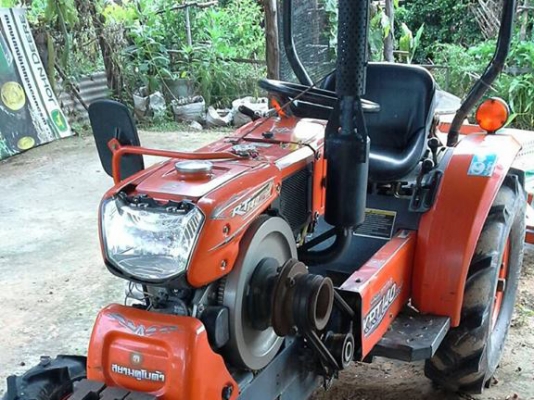 **99,000 บ.ต่อรอง/// รถไถนั่งขับ KRT140 Plus **ขาย KRT140 Plus รถไถนั่งขับ สภาพเดิมๆ พร้อมใช้งาน KUBOTA KRT140 Plus เครื่อง/เกียร์/ปั้ม เดิมๆ ช่วงล่างแน่น ใช้งาน 2,2xx ชั่วโมง เครื่องยนต์ดีเซล RT140 DI PLUS -ซุปเปอร์วาล์ว 14แรง ไดเร็กฯ แน่น แห้ง แรงดี ครั **99,000 บ.ต่อรอง/// รถไถนั่งขับ KRT140 Plus **ขาย KRT140 Plus รถไถนั่งขับ สภาพเดิมๆ พร้อมใช้งาน KUBOTA KRT140 Plus เครื่อง/เกียร์/ปั้ม เดิมๆ ช่วงล่างแน่น ใช้งาน 2,2xx ชั่วโมง เครื่องยนต์ดีเซล RT140 DI PLUS -ซุปเปอร์วาล์ว 14แรง ไดเร็กฯ แน่น แห้ง แรงดี ครั