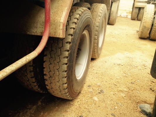 นางฟ้าแม่ลูกอ่อน สิบล้อ อีซูซุ 360 ปี56 ลูก3คาน ดั้มสามมิตร สภาพสวยเดิมบางพร้อมใช้ ทะเบียนพร้อมโอน