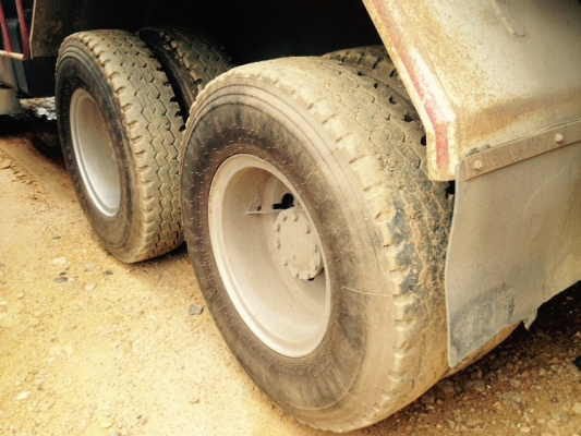 นางฟ้าแม่ลูกอ่อน สิบล้อ อีซูซุ 360 ปี56 ลูก3คาน ดั้มสามมิตร สภาพสวยเดิมบางพร้อมใช้ ทะเบียนพร้อมโอน