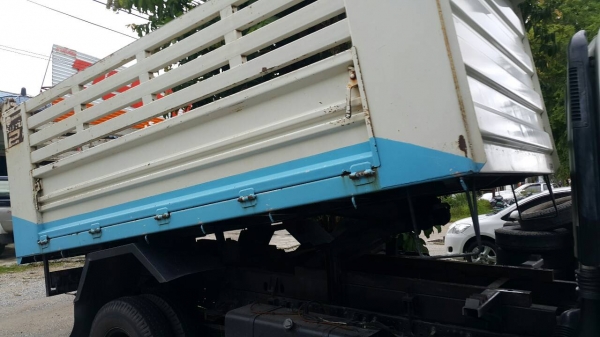 Isuzu npr150  รถบ้าน สภาพดีไม่เคยเกิดอุบัติเหตุ