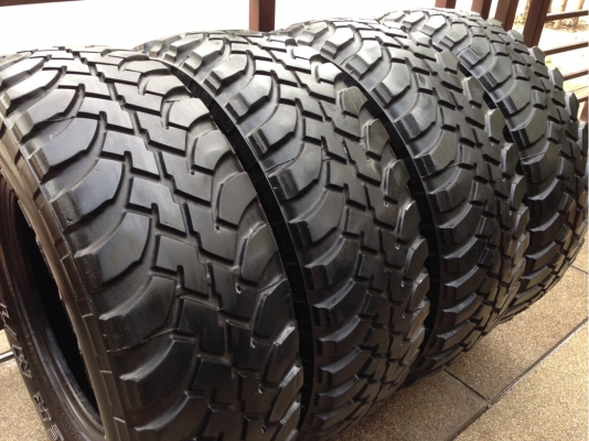 ยาง Mud Bridgestone 265 75 16 ดอกเยอะ ไม่มีปะ พร้อมใช้งาน