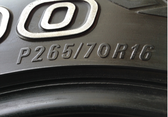 ยาง All Maxxis 265 70 16 ปลายปี12 พร้อมใช้งาน