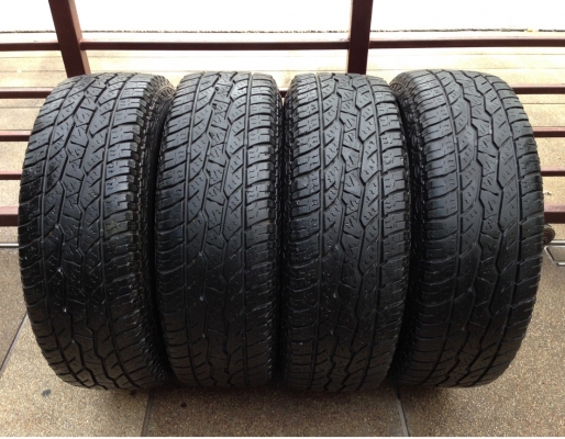 ยาง All Maxxis 235 75 15 กลางปี10 ดอกเยอะ