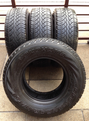 ยาง Yokohama 265 70 16 ปลายปี12 ดอกคม เนื้อนิ่มๆ