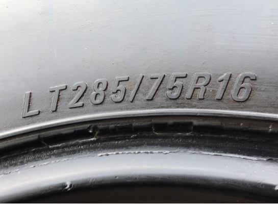 ยาง Mud Maxxis 285 75 16 กลางปี09 พร้อมใช้งาน