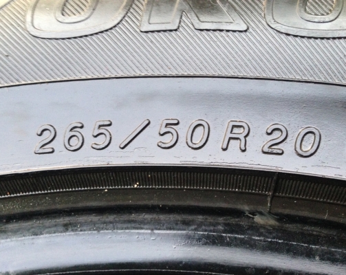 ยาง Yokohama 265 50 20 กลางปี11 ราคาไม่แพง