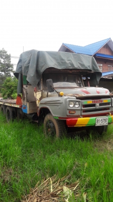 เทรนเลอร์ เครื่องEH 700 168 แรง เพลาเดียว  เกียร์กลาง  พวงมาลัยเพาเวอร์   ราคา  255000 บาท