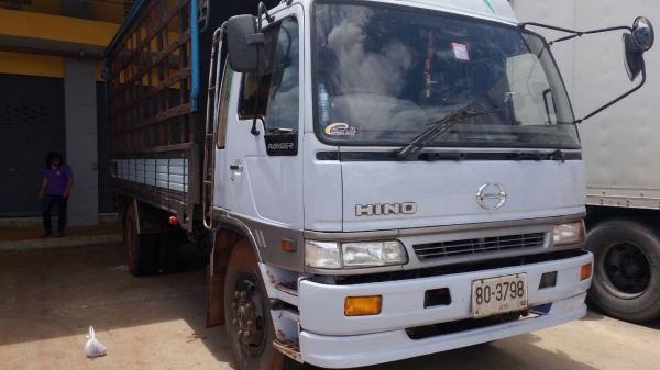 หกล้อ ฮีโน้  FF1J 210 ปี41แอร์ เวอร์ ทิฟฟี ยาง900 ยาว5.20ม สภาพดีสวยพร้อม ทะเบียนพร้อมโอน