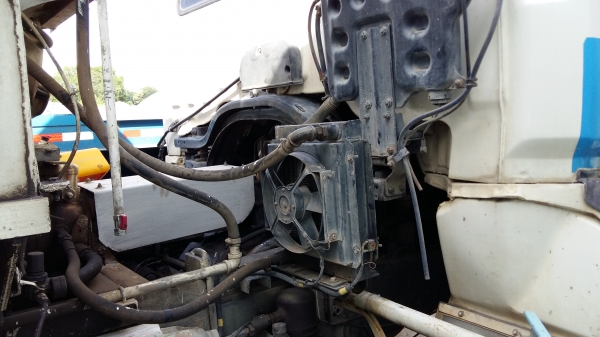 ขายด่วนครับ รถโม่ปูน HINO ZM 500  เครื่อง EK100 260 แรง โม่ตรง 6 คิว เครื่อง ดี คัสชี สวย ครับ รถกร้อมใช้ครับ